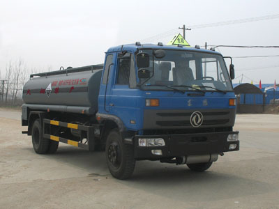 東風(fēng)145平頭化工液體運輸車