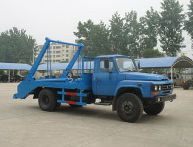 東風140尖頭擺臂式垃圾車