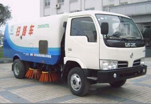 東風(fēng)多利卡掃路車