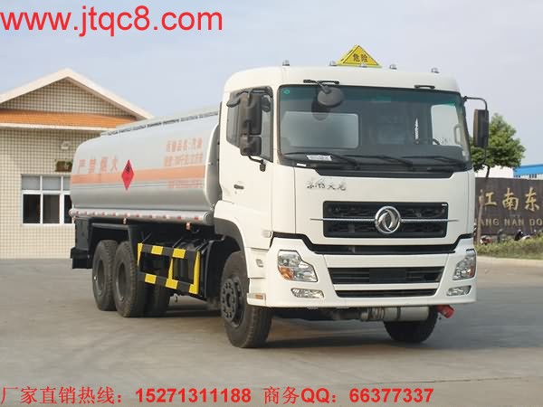 東風(fēng)天龍運油車